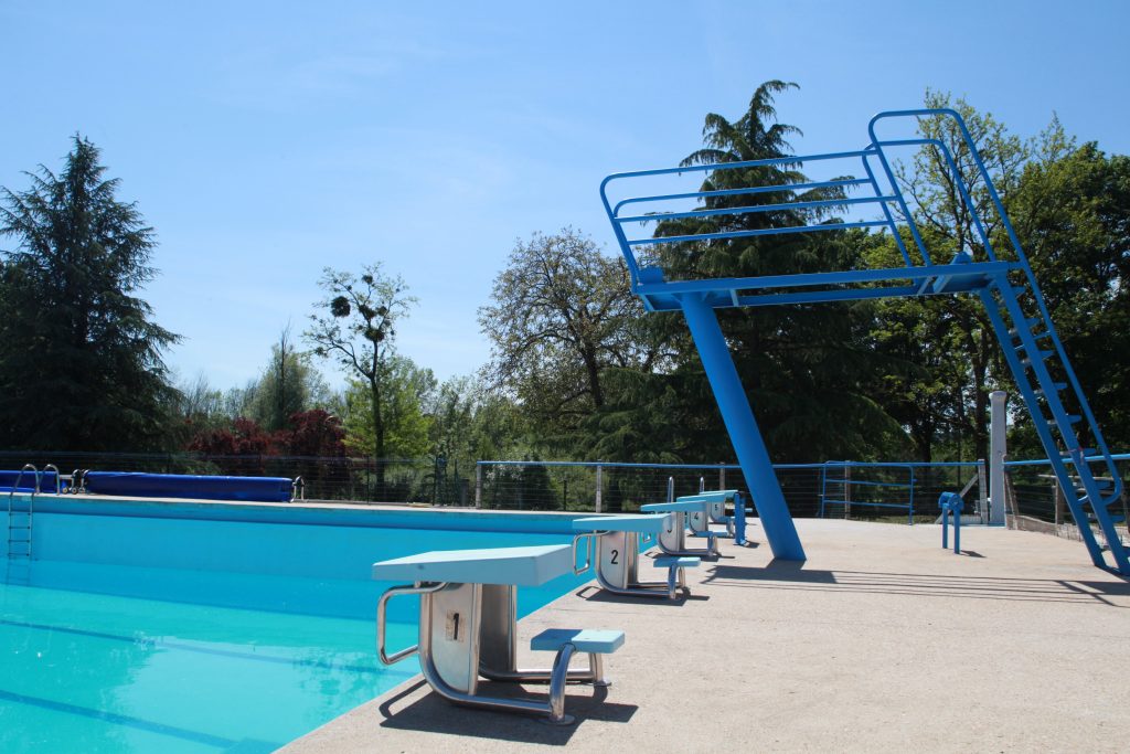 piscine de Donzy plongeoir 